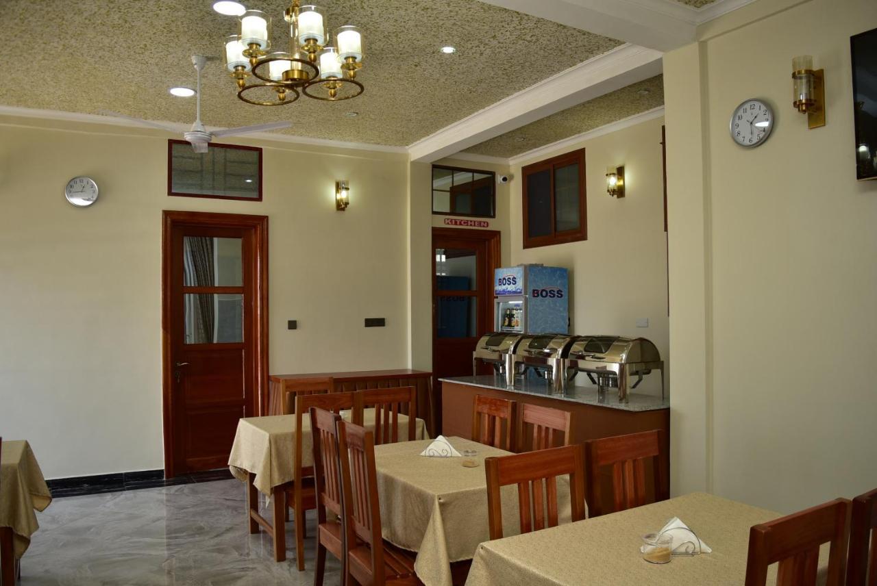 Hancol Hotel Dodoma Exteriör bild